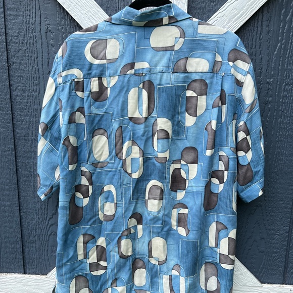 Tommy Bahama Mens Button Up Silk Short Sleeve Shirt - Picture 2 of 9